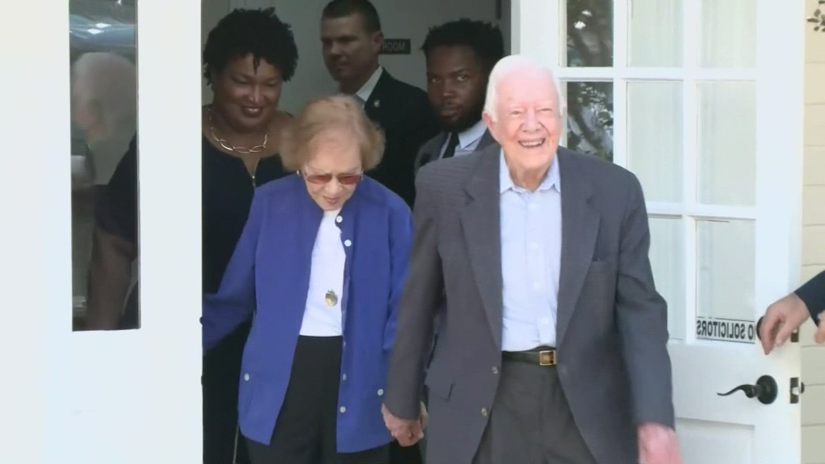 U.S. stock markets close to honor former President Jimmy Carter